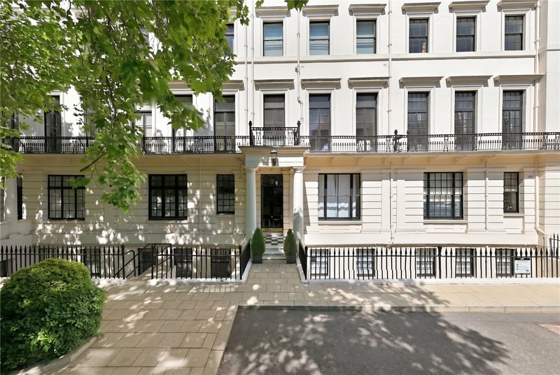 Hyde Park Gardens, London, W2 - Picture 3