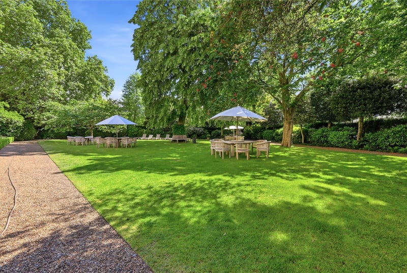 Hyde Park Gardens, London, W2 - Picture 15