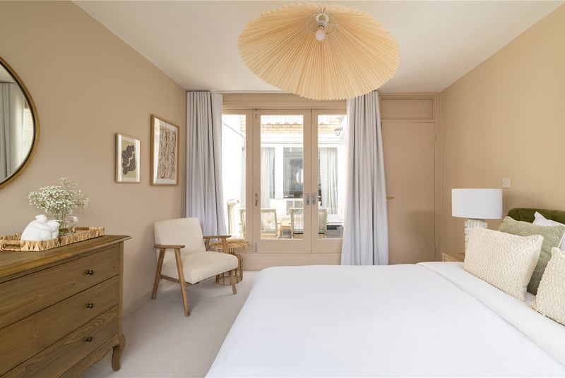 Porchester Square, London, W2 - Picture 6