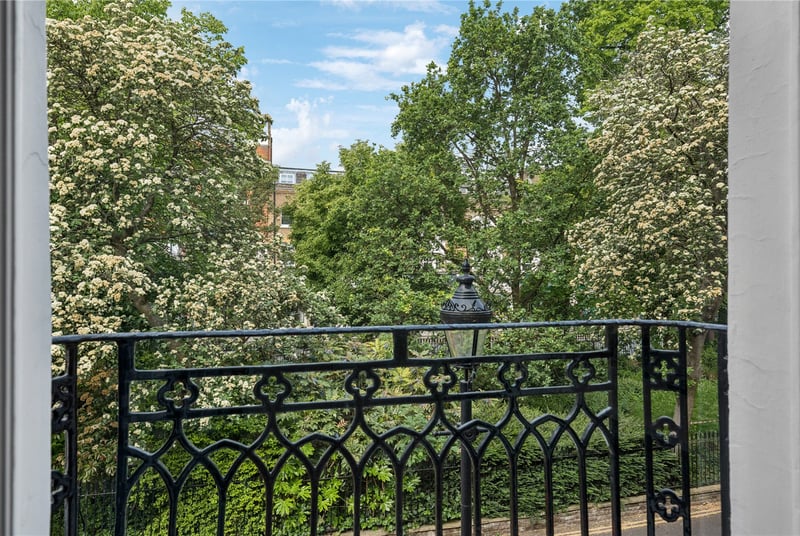 Compton Terrace, London, N1 - Picture 2