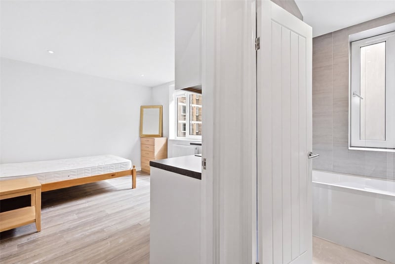 Sloane Avenue, London, SW3 - Picture 8