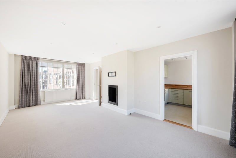 Jubilee Place, London, SW3 - Picture 2