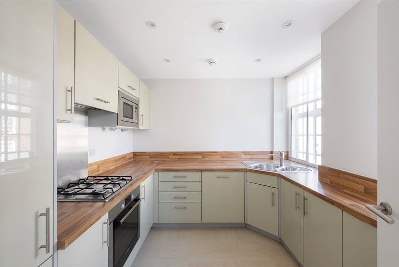 Jubilee Place, London, SW3 - Picture 11