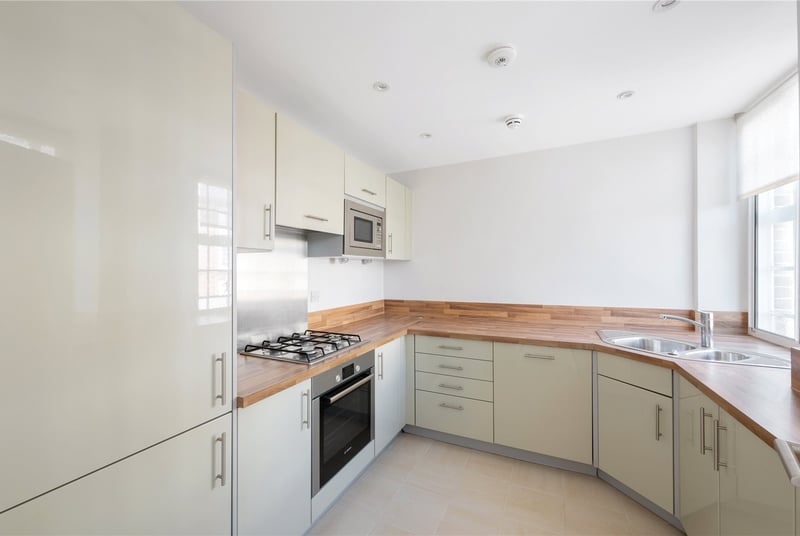 Jubilee Place, London, SW3 - Picture 12