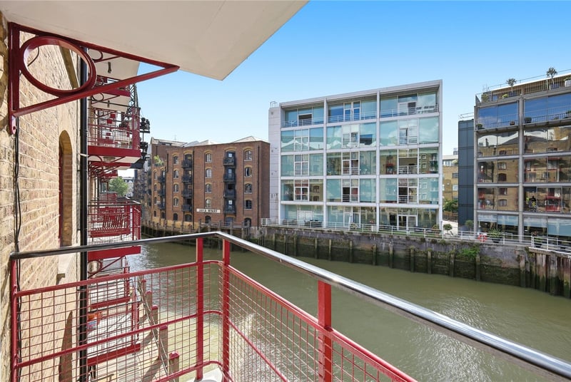 St. Saviours Wharf, London, SE1 - Picture 17