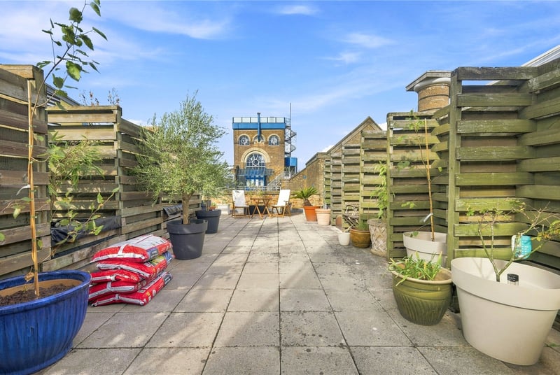 New Concordia Wharf, London, SE1 - Picture 17