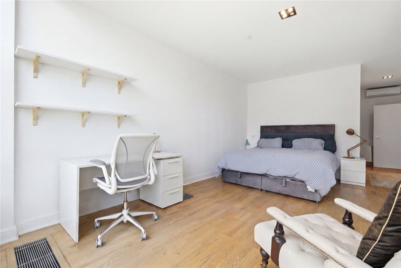 Saffron Wharf, London, SE1 - Picture 9