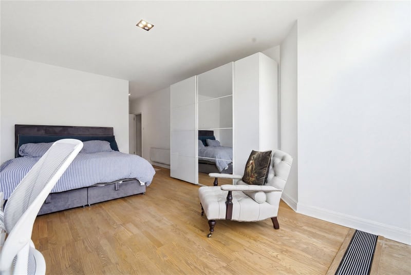 Saffron Wharf, London, SE1 - Picture 10
