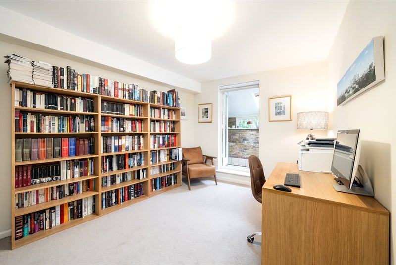 Thames Heights, London, SE1 - Picture 4