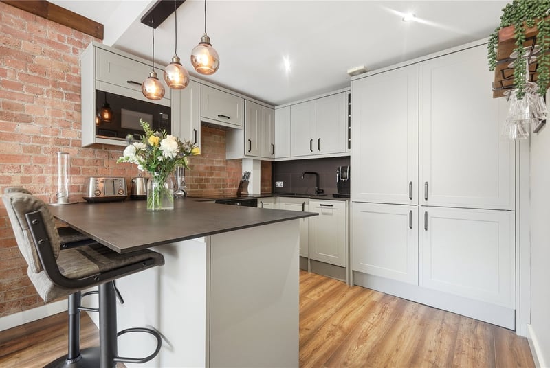 Eagle Wharf Court, London, SE1 - Picture 2