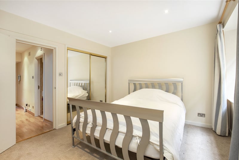 Eagle Wharf Court, London, SE1 - Picture 4