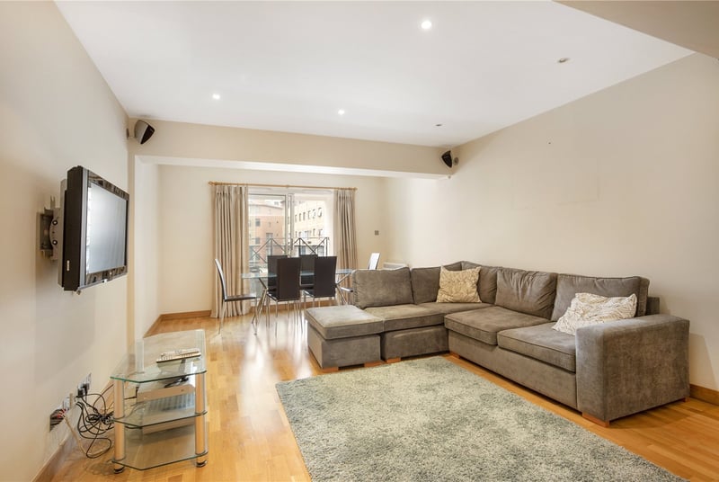 Eagle Wharf Court, London, SE1 - Picture 1