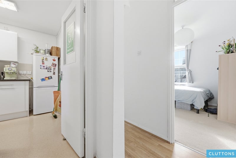 Fleming House, London, SE16 - Picture 4