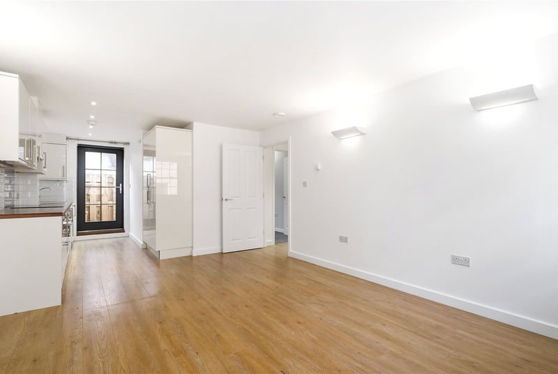 Monck House, London, SE1 - Picture 1