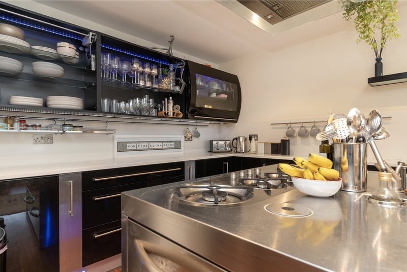 Cinnamon Wharf, London, SE1 - Picture 13