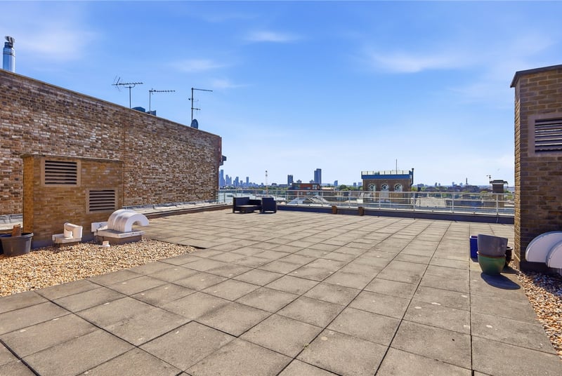 Cinnamon Wharf, London, SE1 - Picture 15