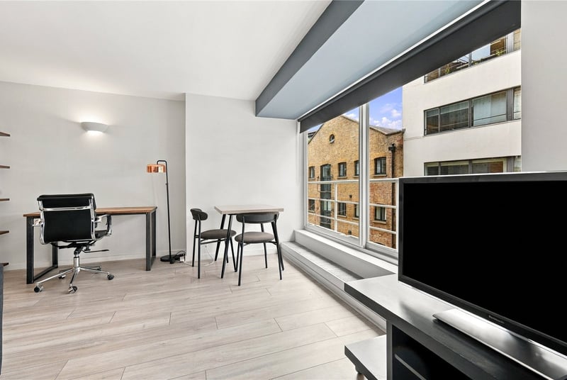 Cinnamon Wharf, London, SE1 - Picture 1