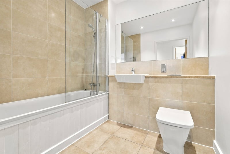 Queens Court, London, SE16 - Picture 7