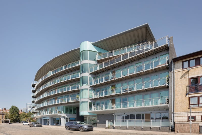 Halcyon Wharf, London, E1W - Picture 12
