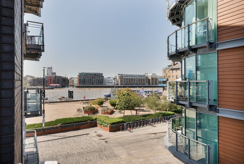 Halcyon Wharf, London, E1W - Picture 2