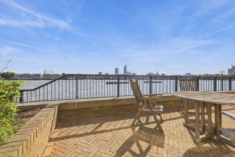 St Hildas Wharf, London, E1W - Picture 18
