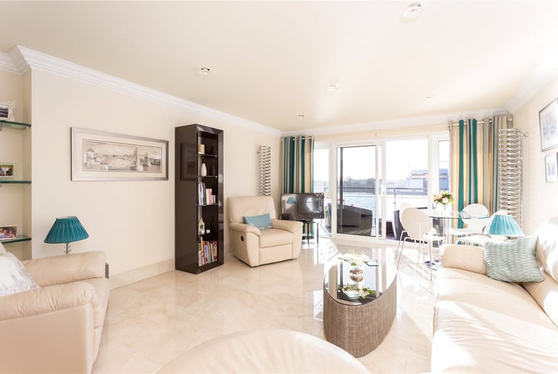 Capital Wharf, London, E1W - Picture 1