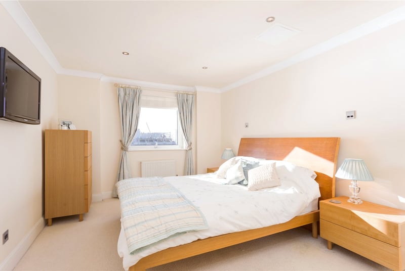 Capital Wharf, London, E1W - Picture 12