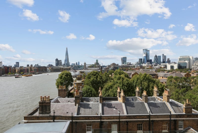 Olivers Wharf, London, E1W - Picture 2