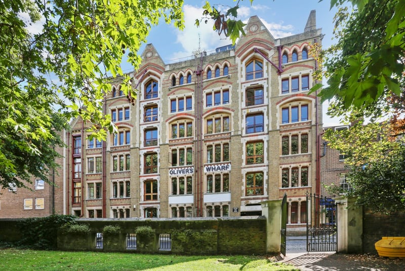 Olivers Wharf, London, E1W - Picture 36