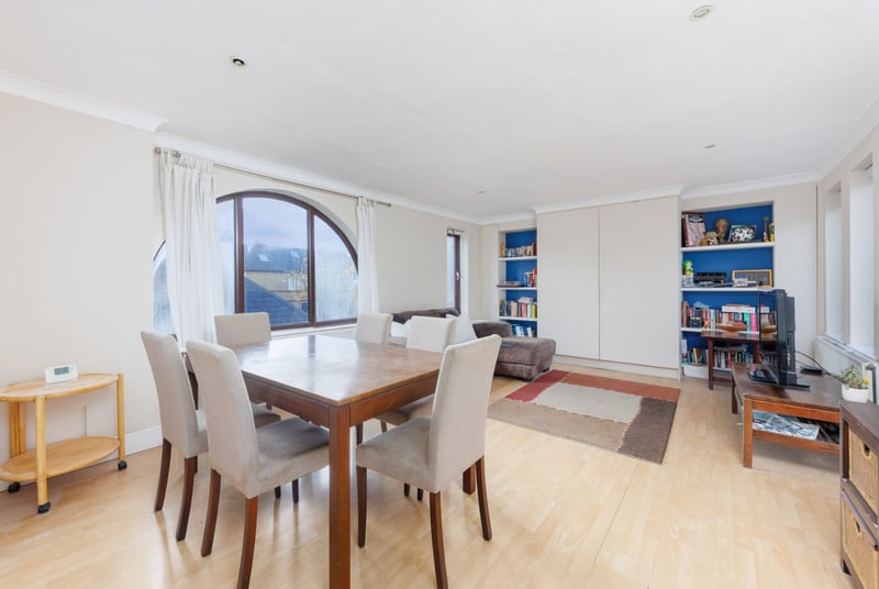 Codling Close, London, E1W - Picture 2