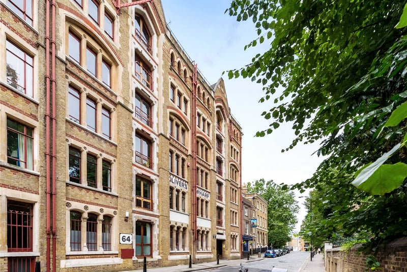 Olivers Wharf, London, E1W - Picture 19