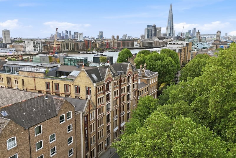 Olivers Wharf, London, E1W - Picture 21