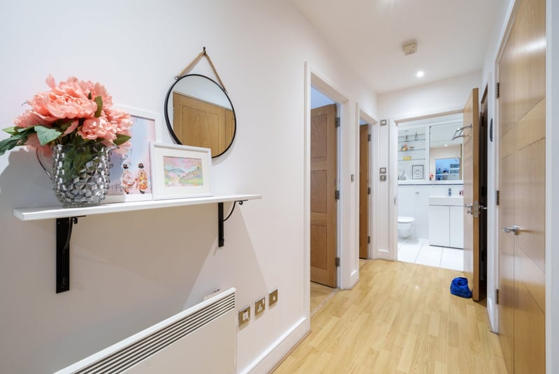 Halcyon Wharf, London, E1W - Picture 10