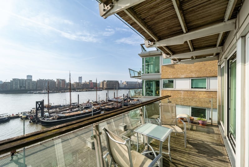 Cinnabar Wharf Central, London, E1W - Picture 2