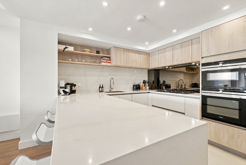 Capital Wharf, London, E1W - Picture 9