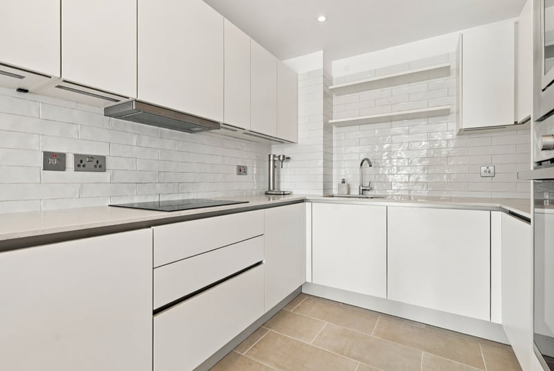 Towerside, London, E1W - Picture 6