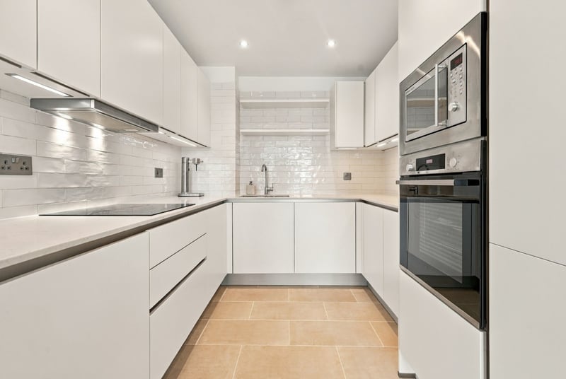 Towerside, London, E1W - Picture 8
