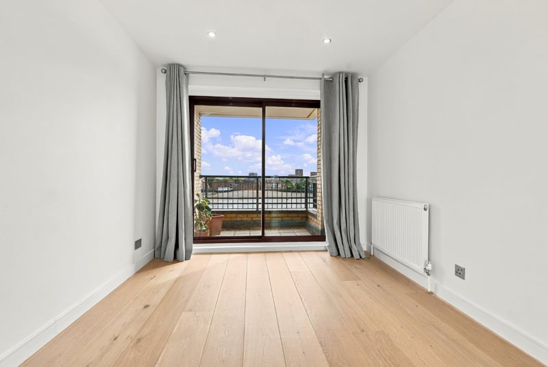 Towerside, London, E1W - Picture 15