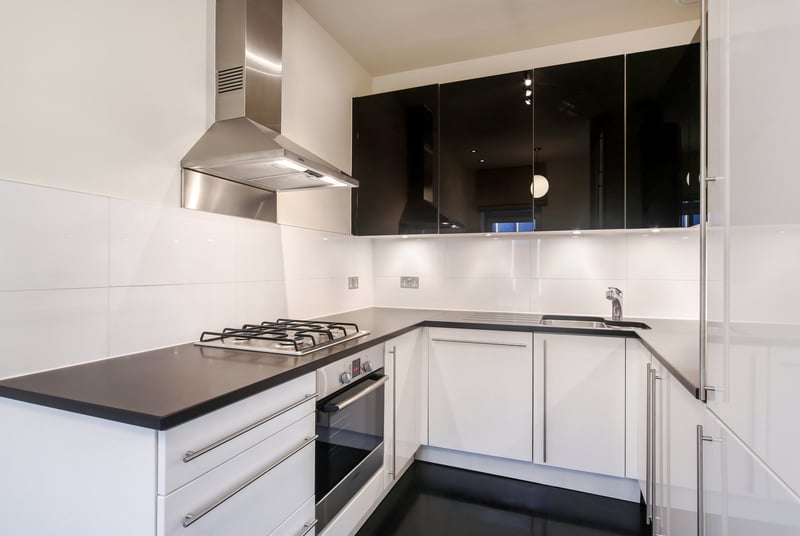 Frederick Court, Belgravia, London, SW3 - Picture 2