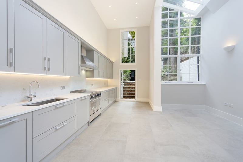 Brompton Square, South Kensington, London, SW3 - Picture 2