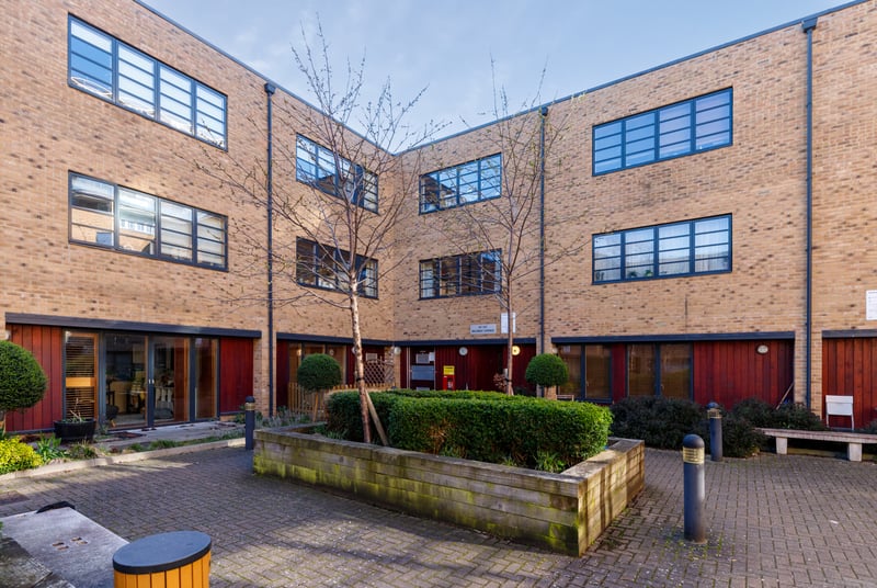 Mildmay Avenue, London, N1 - Picture 11