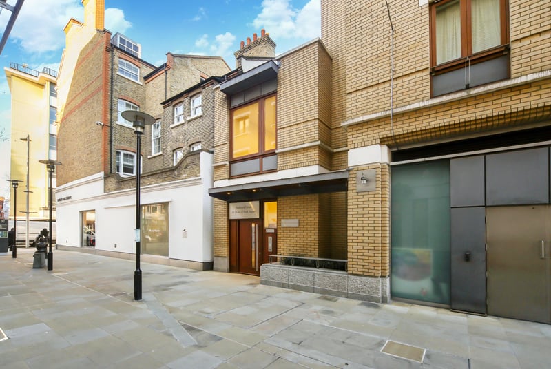 Frederick Court, Belgravia, London, SW3 - Picture 3
