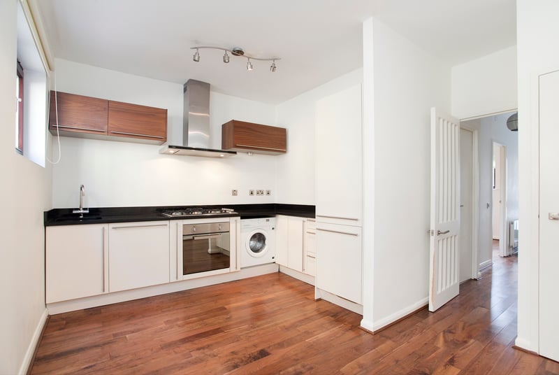 Prospect Place, Wapping, London, E1W - Picture 2