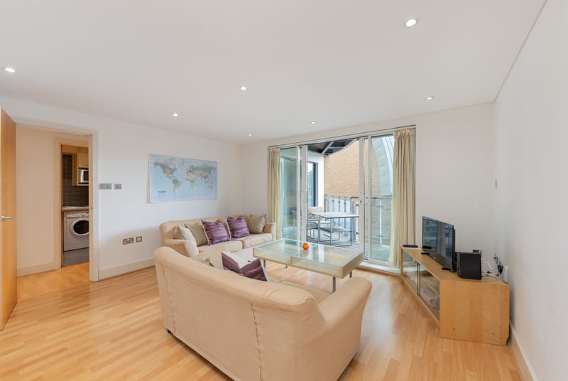 Owen Street, Islington, London, EC1V - Picture 4