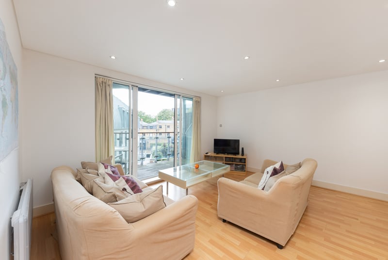 Owen Street, Islington, London, EC1V - Picture 1