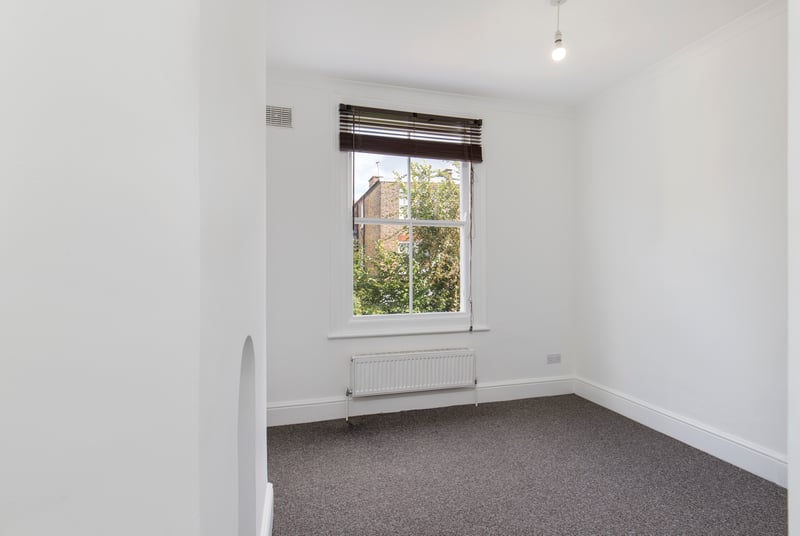 Muncaster Road, Clapham, London, SW11 - Picture 8