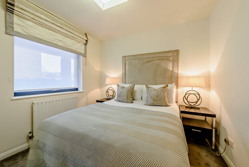 Fulham Road, Chelsea, London, SW3 - Picture 2