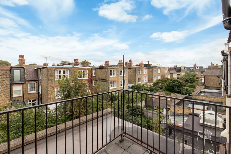 Muncaster Road, Clapham, London, SW11 - Picture 3
