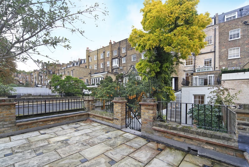 Brompton Square, South Kensington, London, SW3 - Picture 16