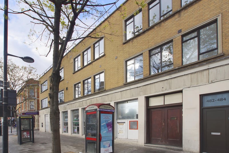 Holloway Road, Islington, London, N7 - Picture 7